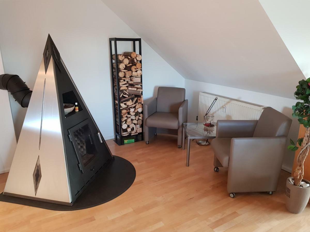 Appartment Doellinger Messe Fraenkisches Seenland Швабах Екстериор снимка